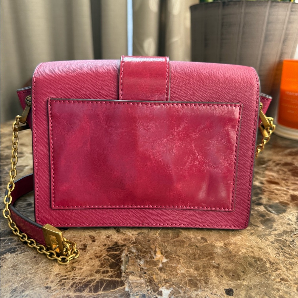 Michael Kors Berry Glazed Leather Hayden Medium Messenger Bag - Picture 3 of 13